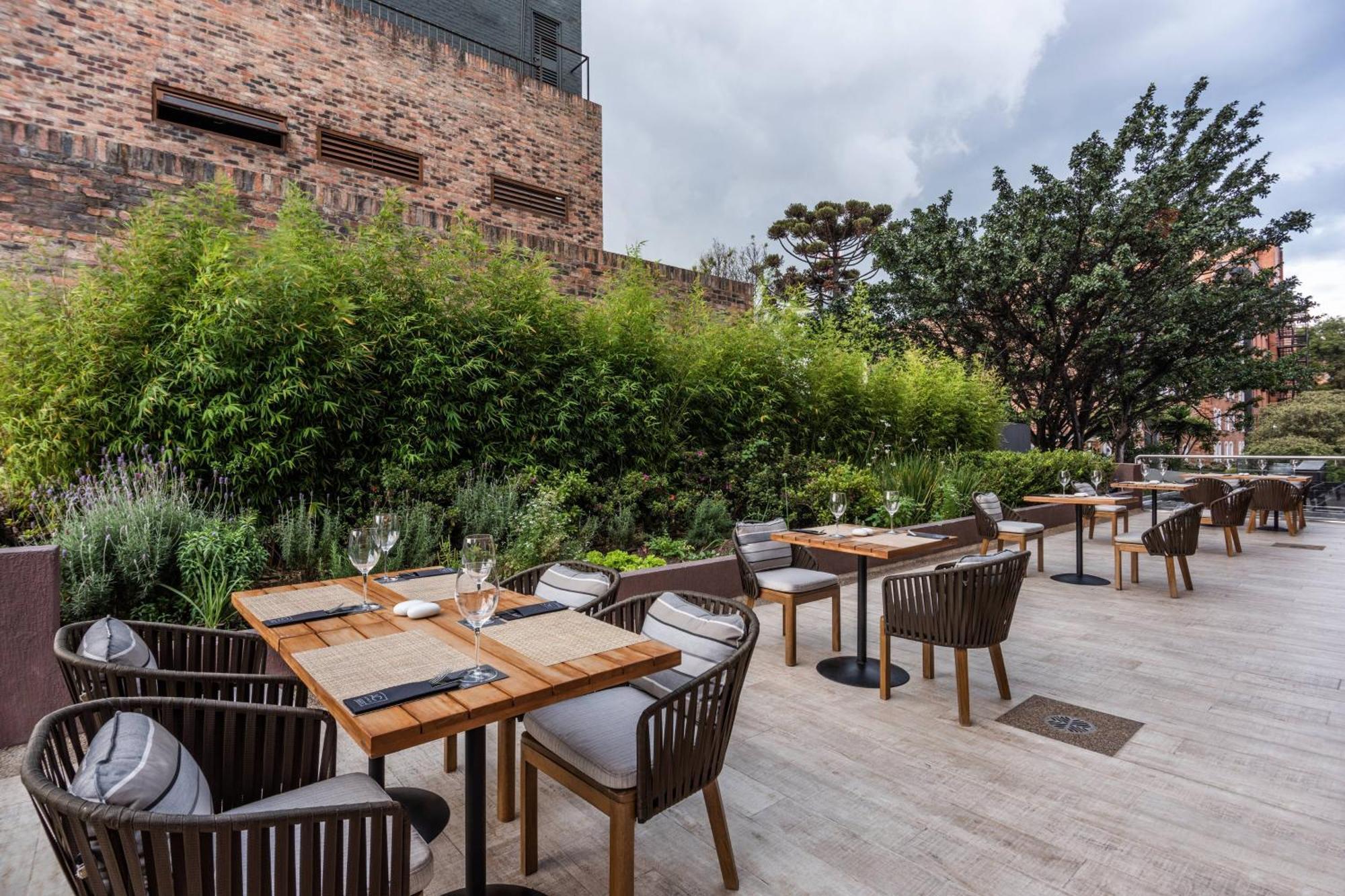 Ac Hotel By Marriott Bogota Zona T Εξωτερικό φωτογραφία